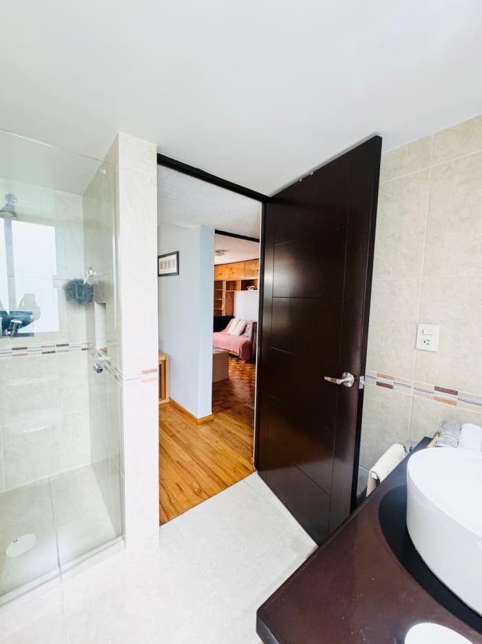 Departamento en venta en la colonia San Rafael - baño de visitas 2