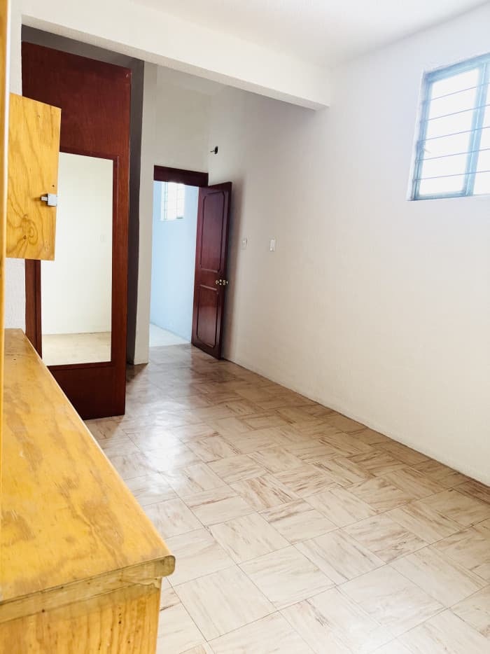 Casa en venta a una cuadra de metro Ecatepec - Recamara piso 2