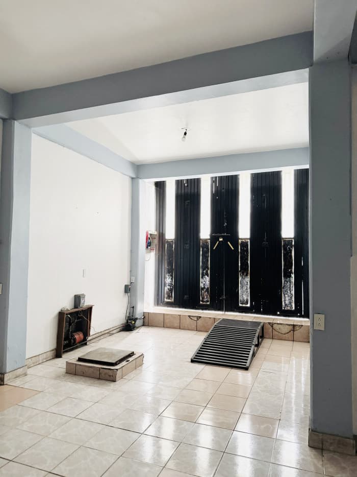 Casa en venta a una cuadra de metro Ecatepec - Acceso vehicular