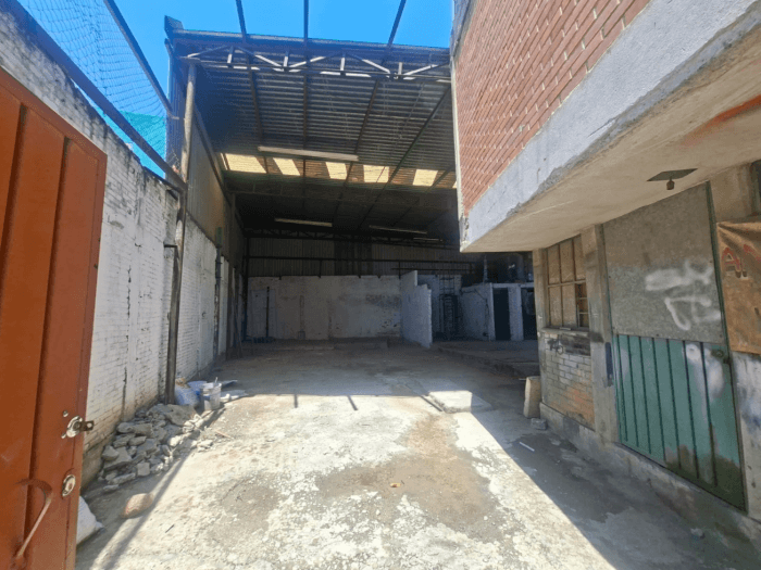 Bodega en renta colonia Azteca Puebla de Zaragoza - Entrada