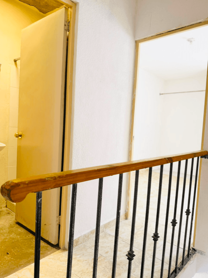 Casa en venta en Villas del Real, Ojo de agua, Tecamac - Pasillo a recamaras