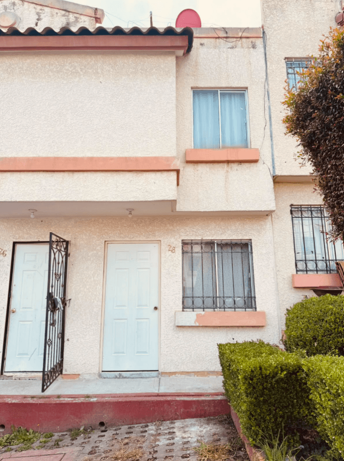 Casa en venta en Villas del Real, Ojo de agua, Tecamac - Estacionamiento