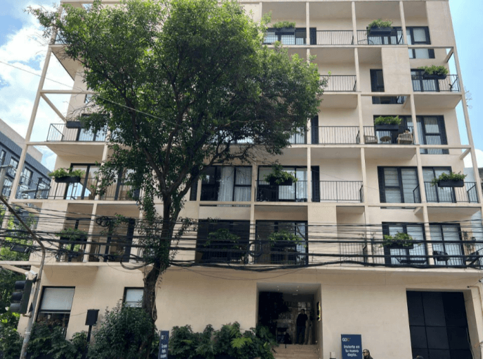 Departamento nuevo en renta en San Rafael CDMX - Fachada