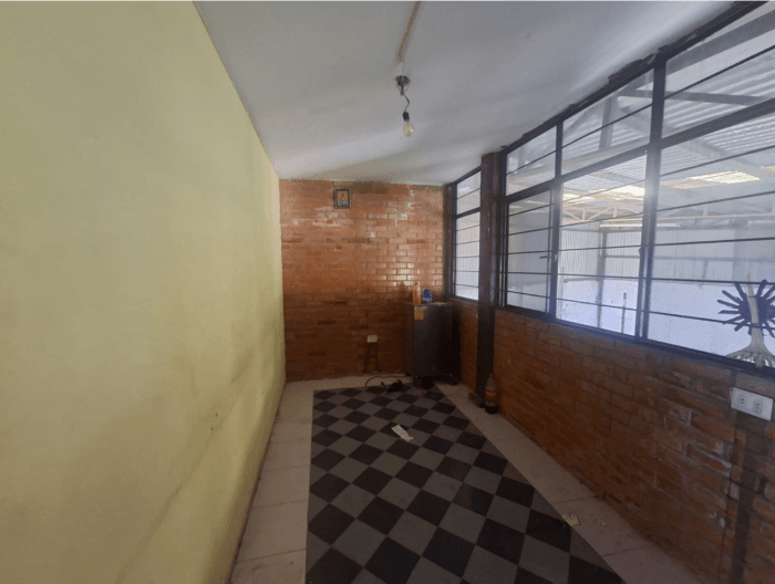 Bodega en renta colonia Azteca Puebla de Zaragoza - Oficina