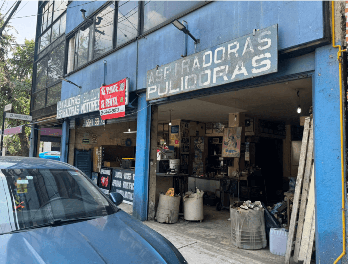 Local comercial en renta Santa Maria la Ribera CDMX - Frente