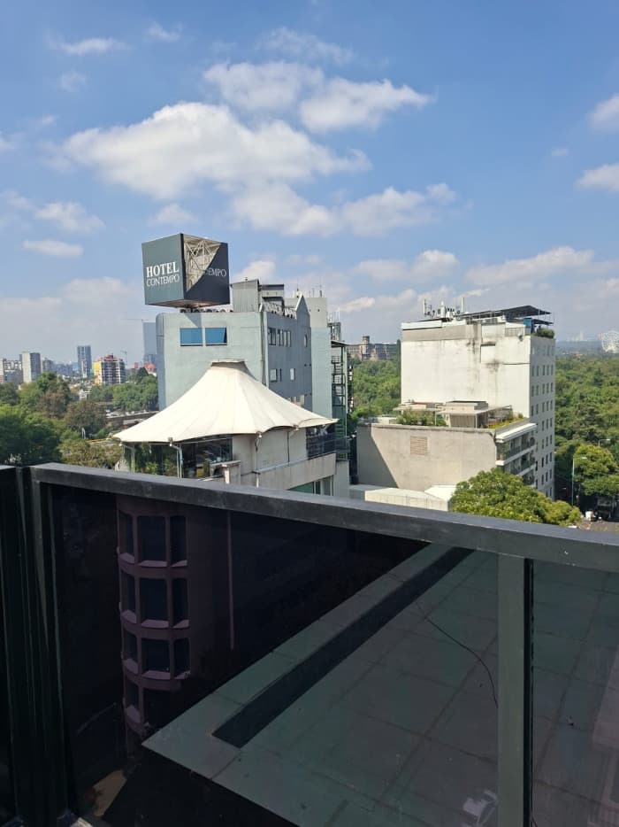 Oficina en renta en colonia Anzures - vista a castillo de chapultepec