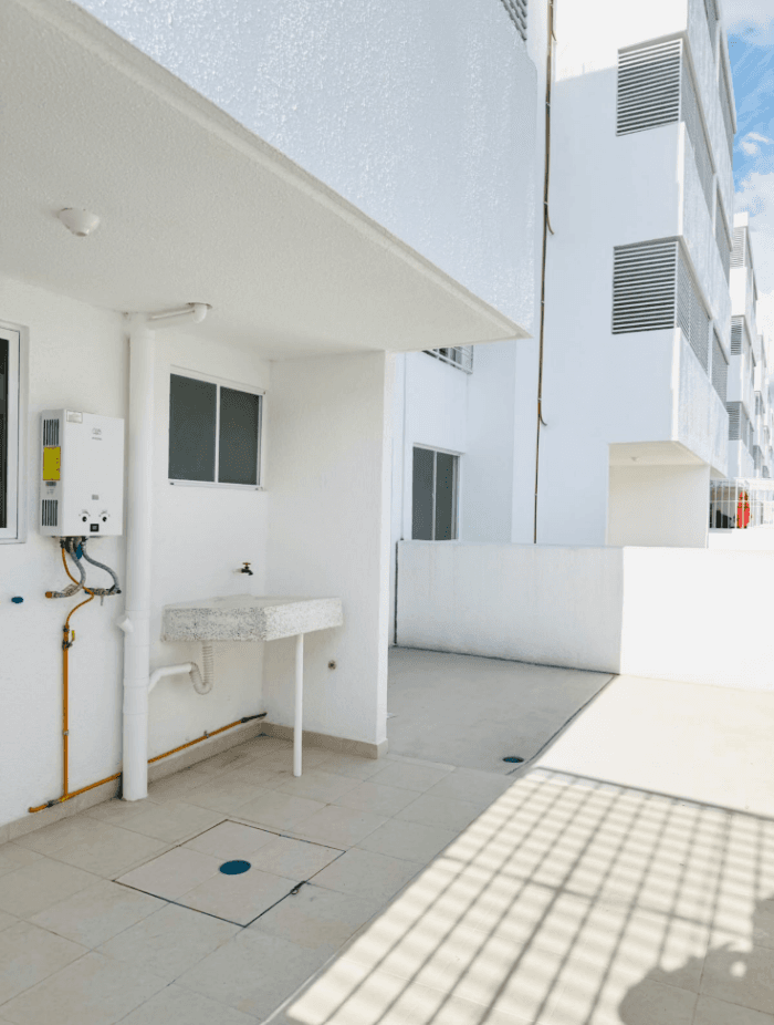Departamento nuevo en planta baja en renta Ojo de Agua - Patio trasero