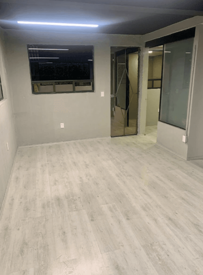 Bodega comercial en venta en Santa Úrsula Coyoacan CDMX - oficina